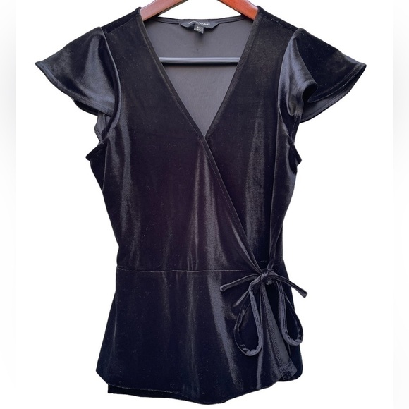 Banana Republic Velvet Peplum Top - Picture 11 of 11